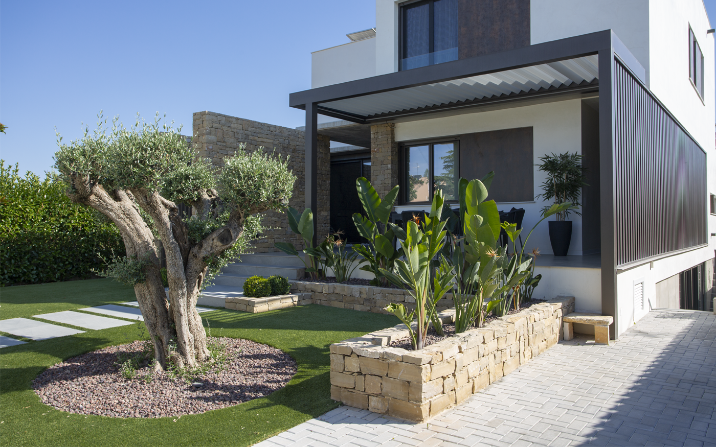 Pérgola Bioclimática Altea: integración y personalización en cada detalle